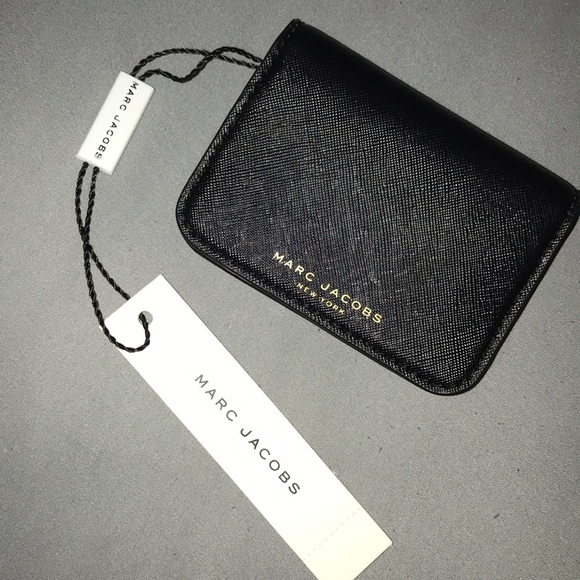 Marc Jacobs Handbags - NWT Marc Jacobs Mini Wallet